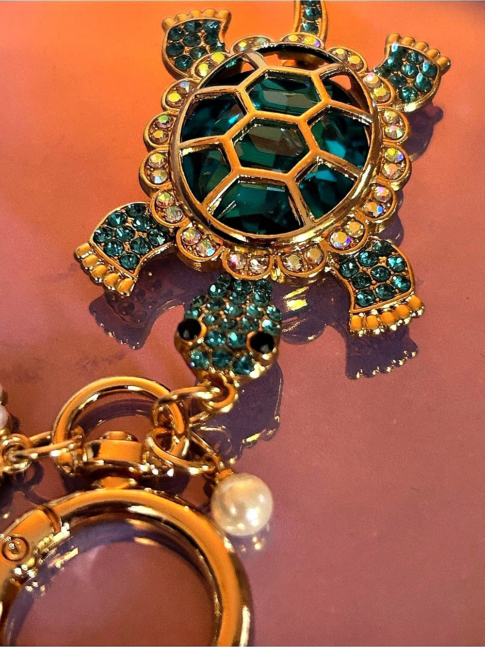 Turtle Rhinestone Keychain in Gold & Green - Picture 7 of 7